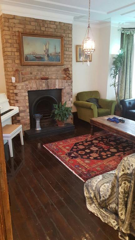 Edwardian Apartment Garden Flat Londra Exterior foto